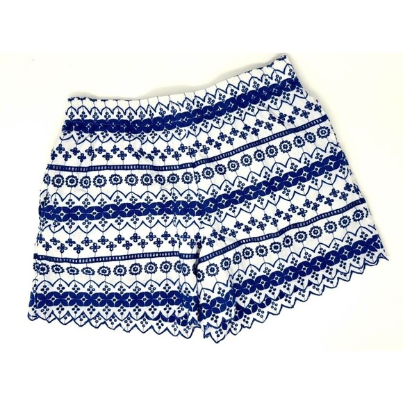 Ivy Jane Blue Eyelet Shorts, Size Medium - Picture 1 of 3